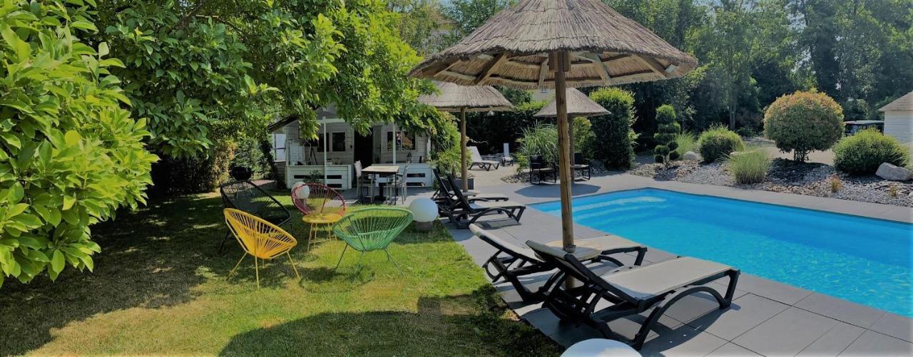 Les Rives Des Habsbourg Aparthotel Ensisheim Exteriör bild