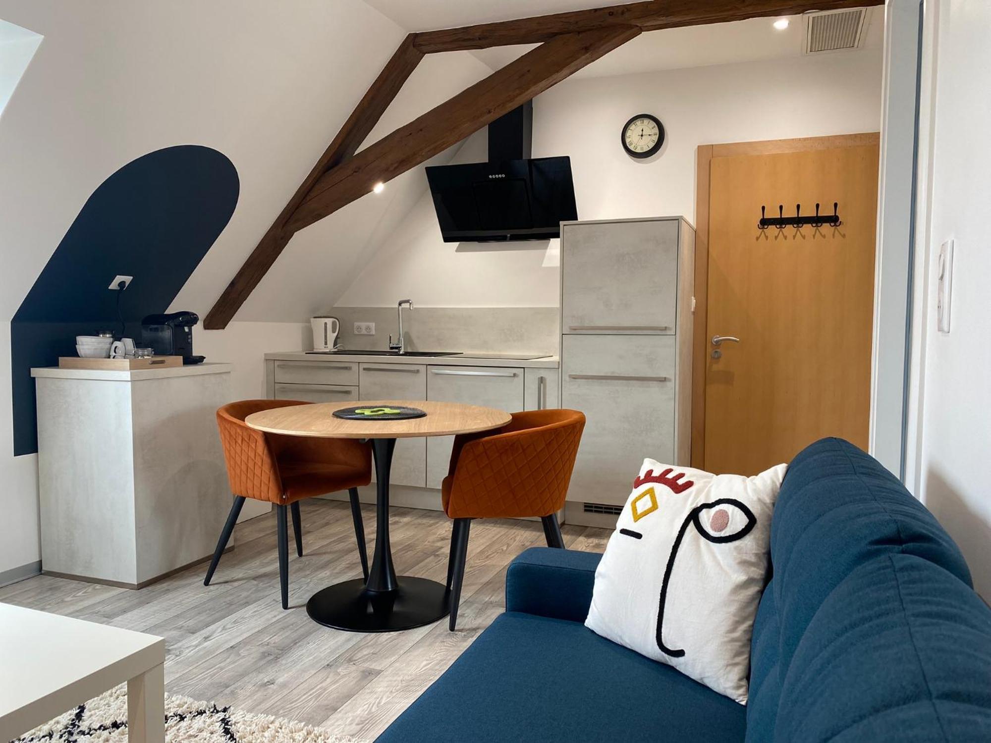 Les Rives Des Habsbourg Aparthotel Ensisheim Exteriör bild