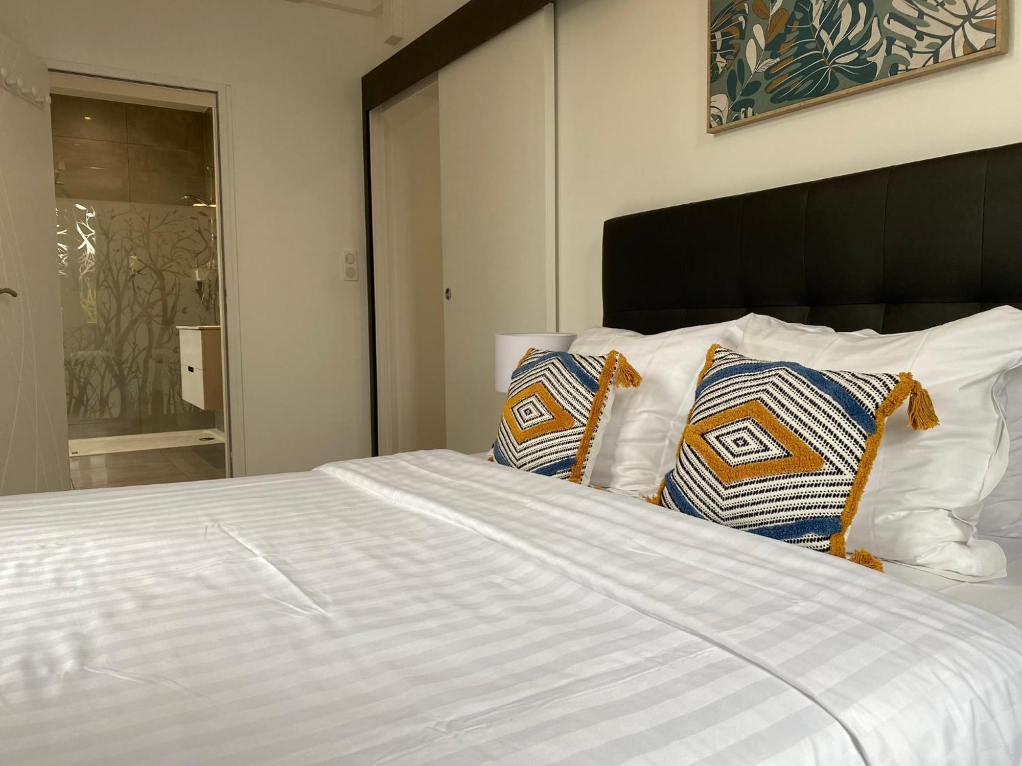 Les Rives Des Habsbourg Aparthotel Ensisheim Exteriör bild